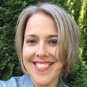 Meet your Posher, Carolyn